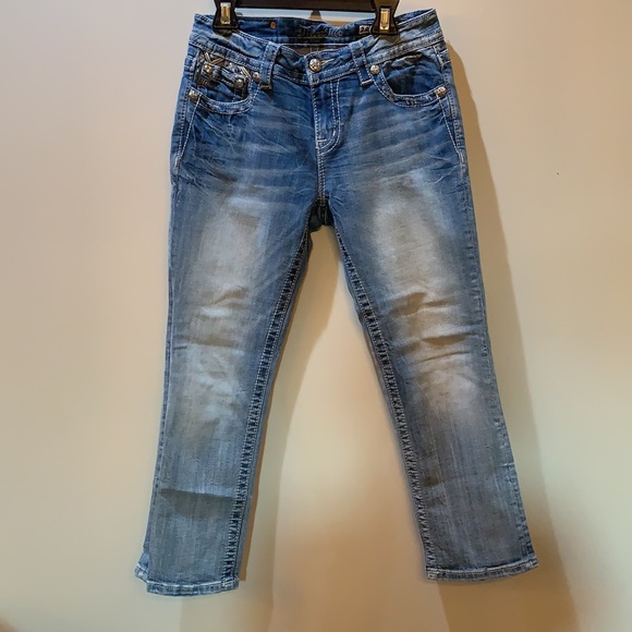 🌸Miss Me size 28 standard crop used in excellent condition - Picture 3 of 16